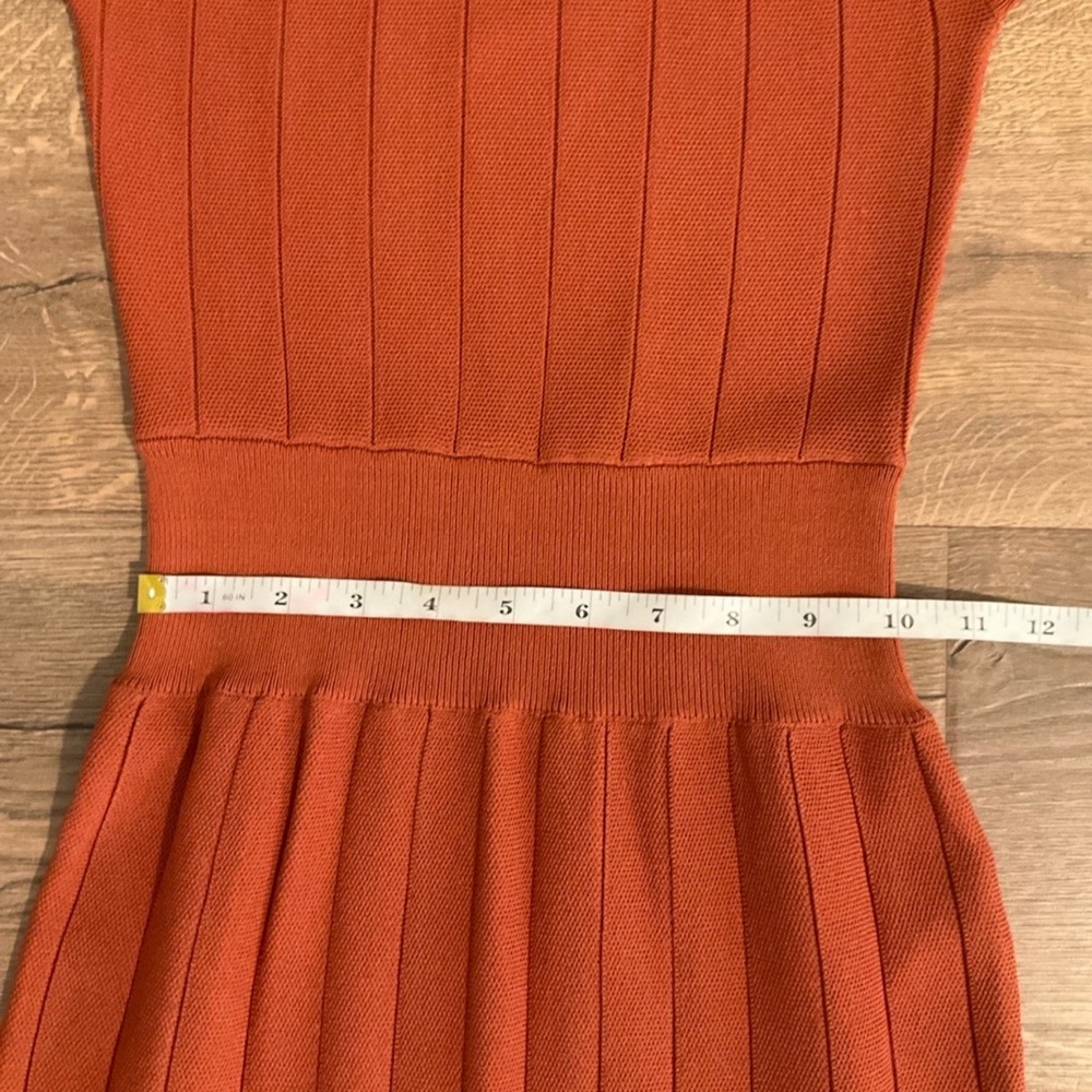 En Saison Brianna cap sleeve rust midi dress with pleated skirt, XS - Picture 8 of 11